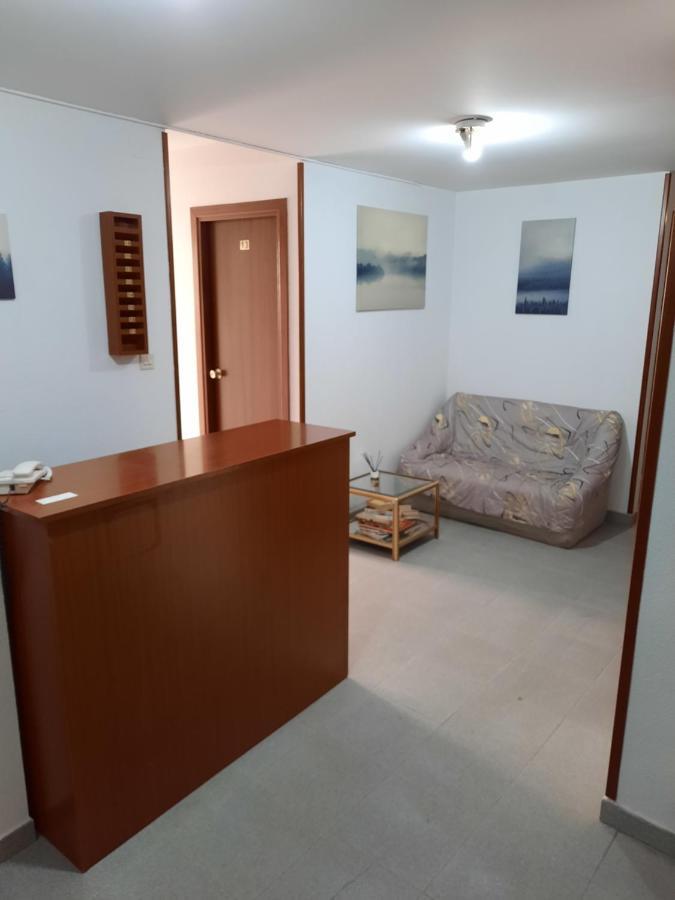 Habitaciones Pension El Parque Sabinanigo Luaran gambar